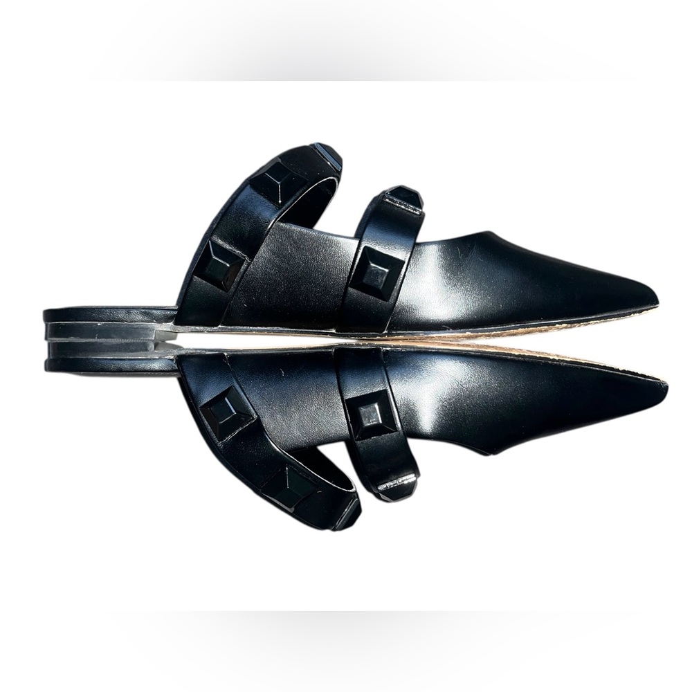 Marc Fisher Black SEARLI Studded MULE
Size 9 - Picture 4 of 6